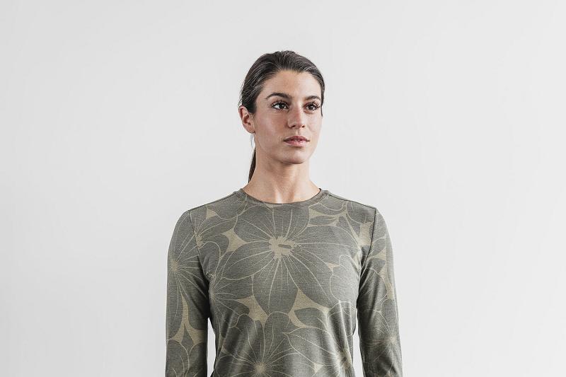 Nobull WoTee (HIBISCUS) Women's Long Sleeve Olive | USA D2195F